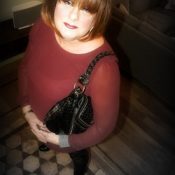 Translife Dressing Service Model Julia