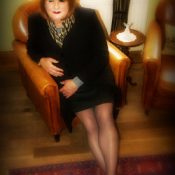Translife Dressing Service Model Julia